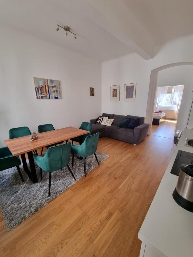 Experience Apartment