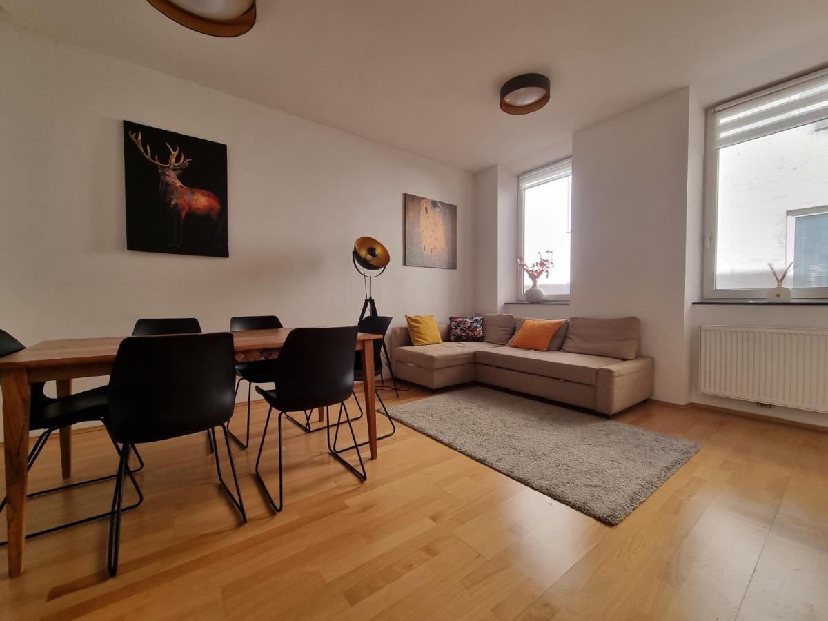 Apartment Experience *