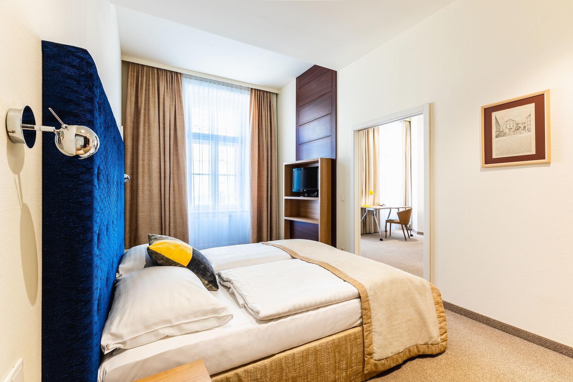 Hilight Suite Hotel 4*