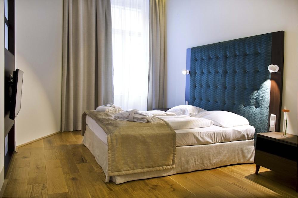 Hotel Hilight Suite Hotel