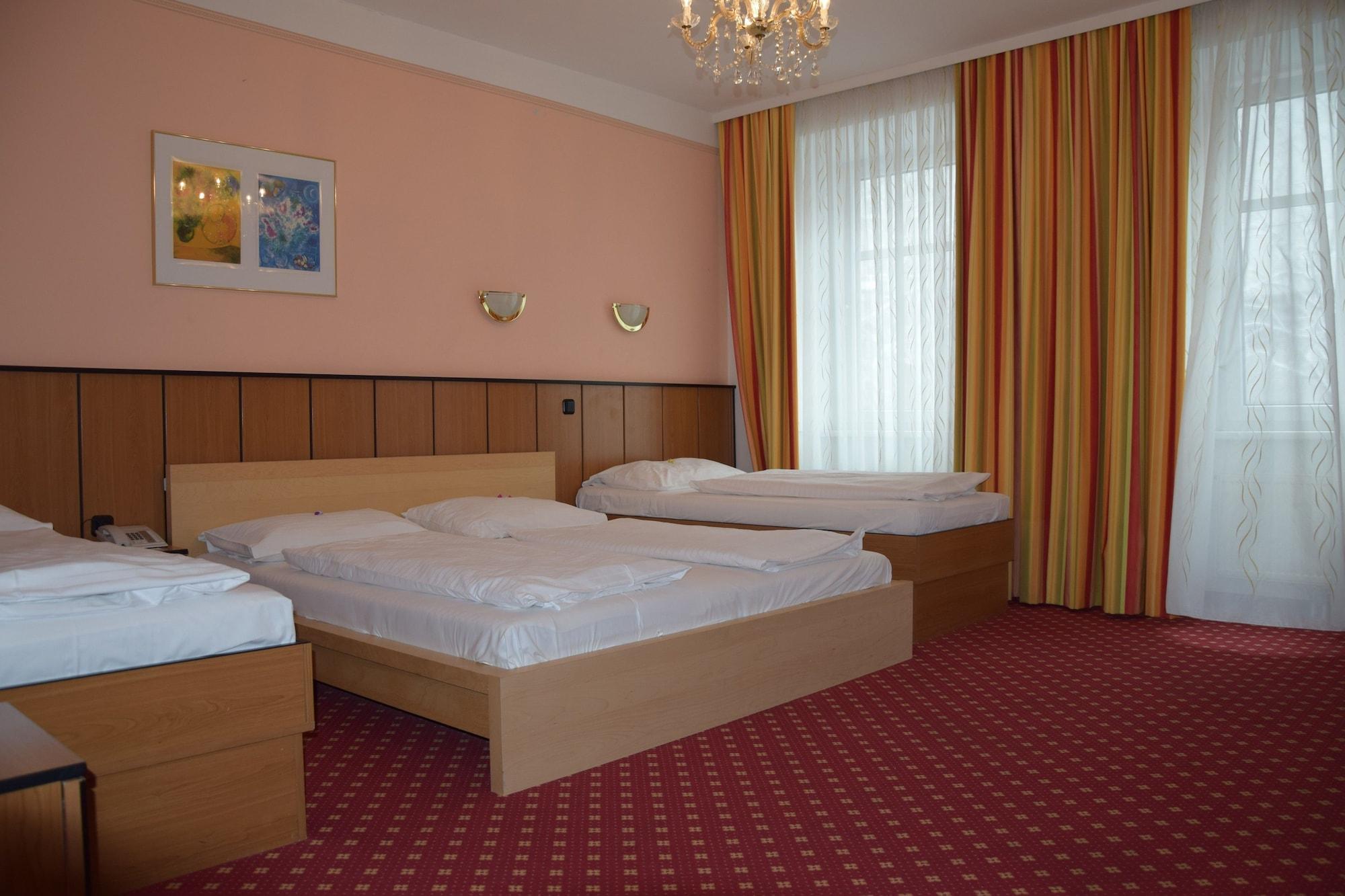 Hotel Garten- Und Kunsthotel Gabriel