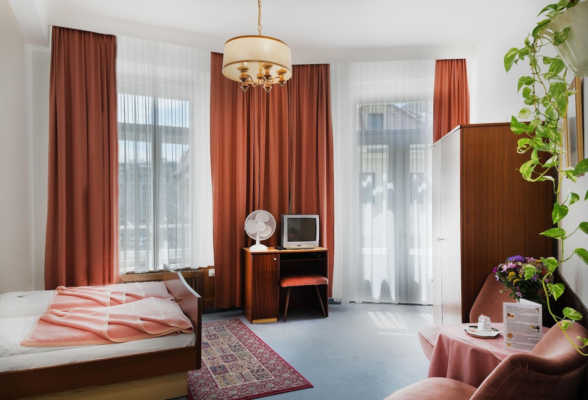 Neuer Markt Guest house