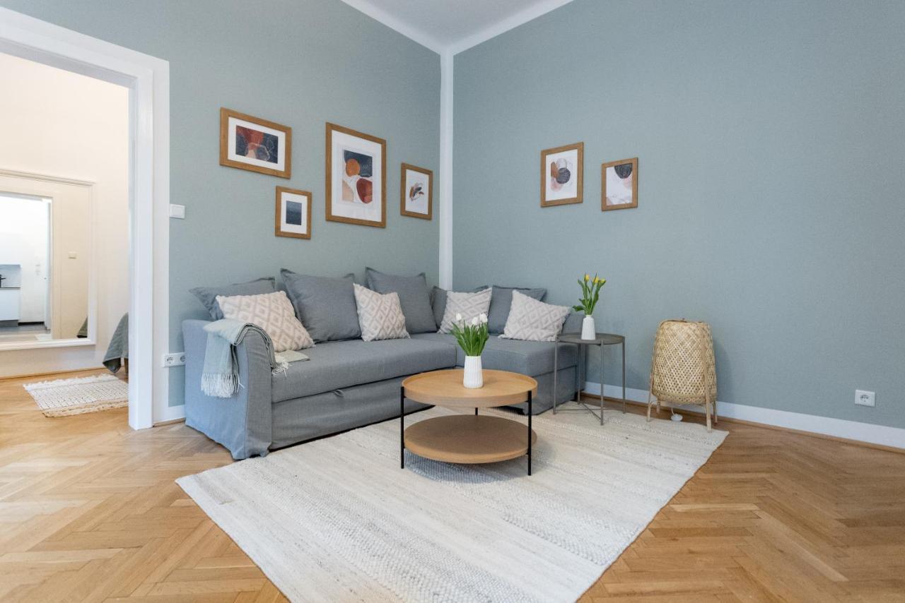 With Balcony - Trendy Neighborhood Apartment *