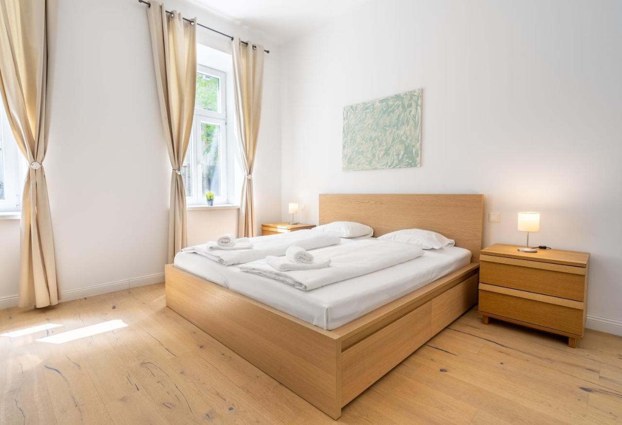 Cottageviertel - Stilvolles In Parknahe Apartment Vienna