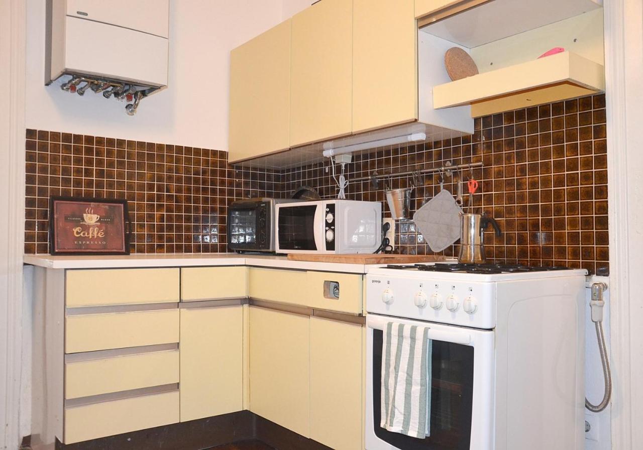 1090 Apartment