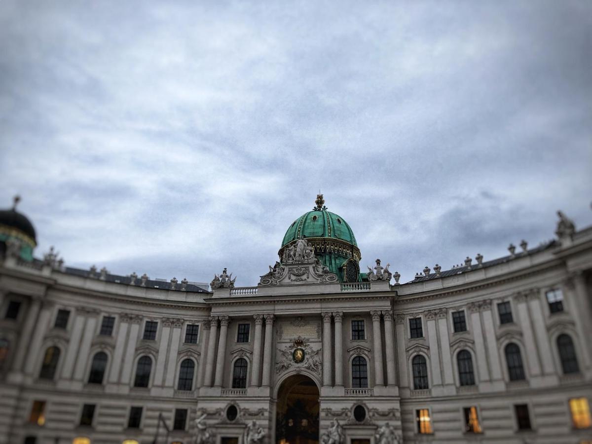 Arpi 3* Viena