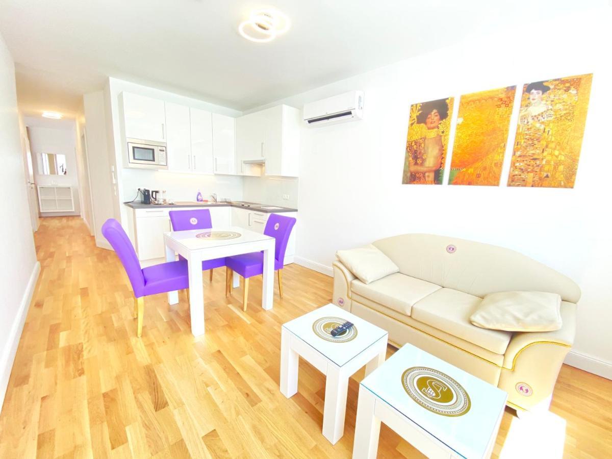 Steiner Residences Nestroyplatz Apartment *