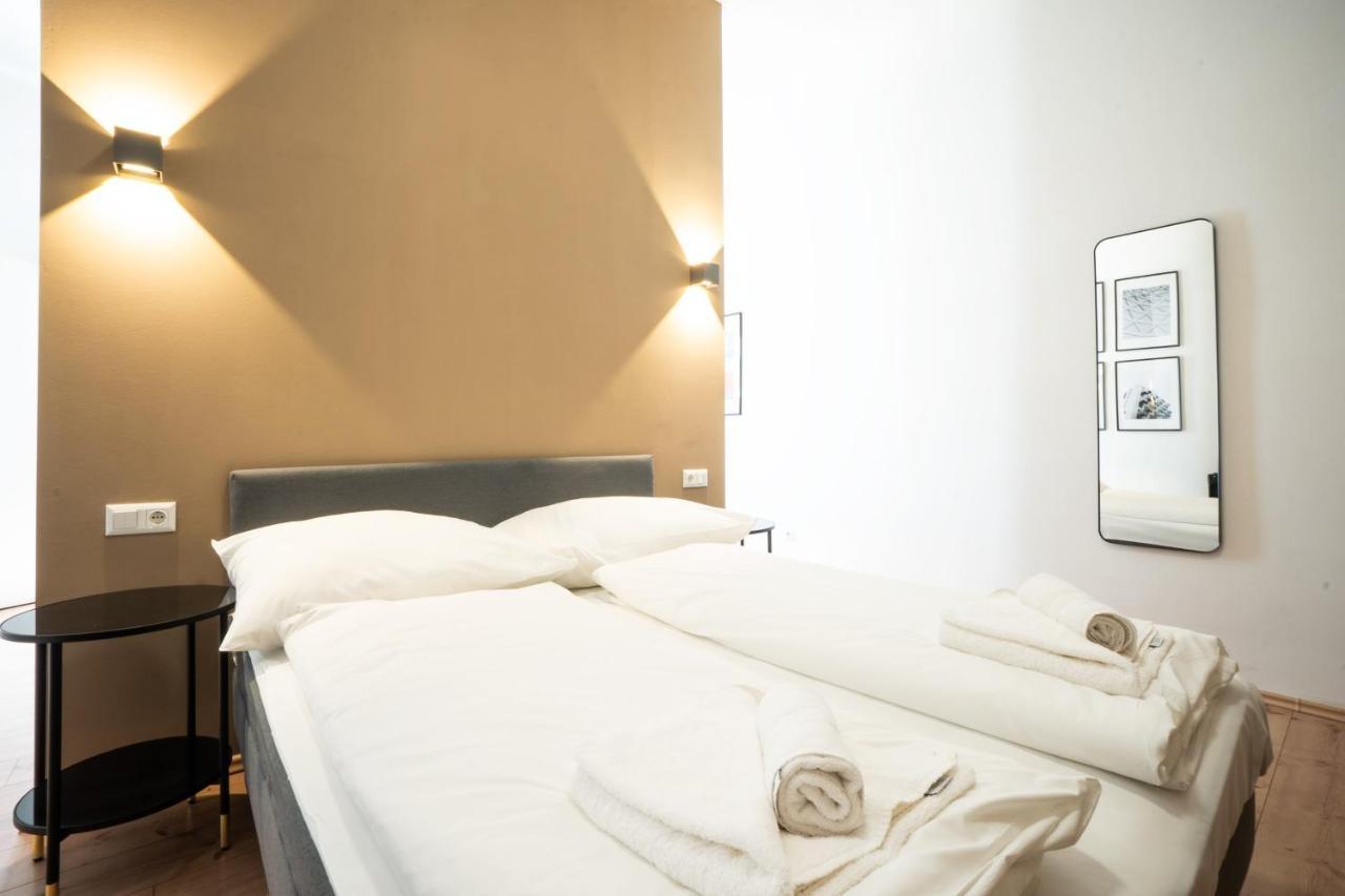 Modern 1-bedroom Next To Praterstern Apartment *
