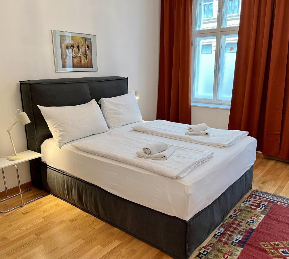 Casa Nostra - Zentrale Am Augarten *