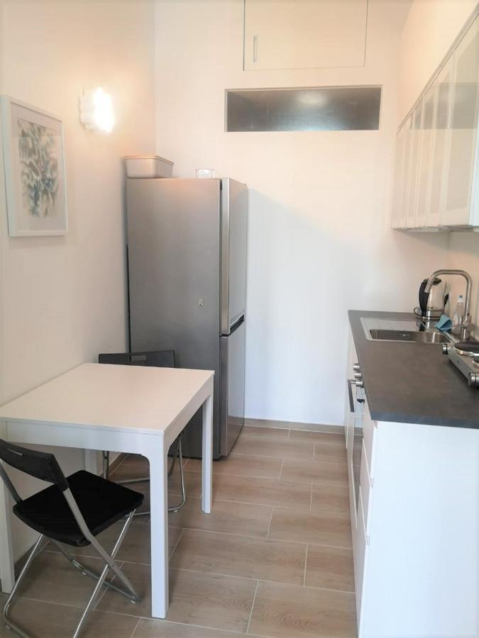 Ruhige Art-garconniere Mit Balkon Apartment *