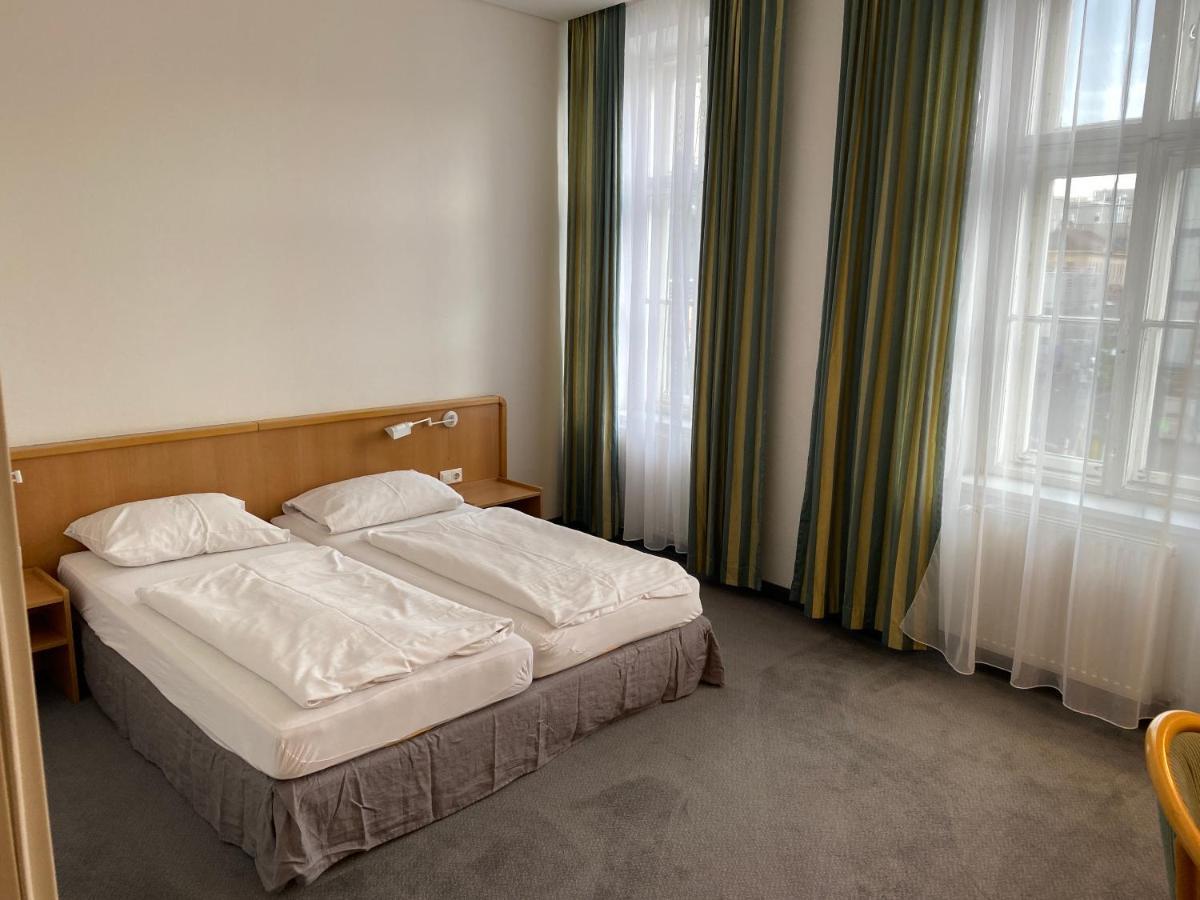 Kolbeck Hotel 2*