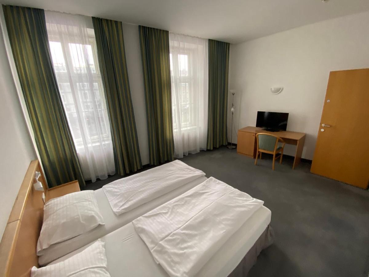 Kolbeck 2* Viena