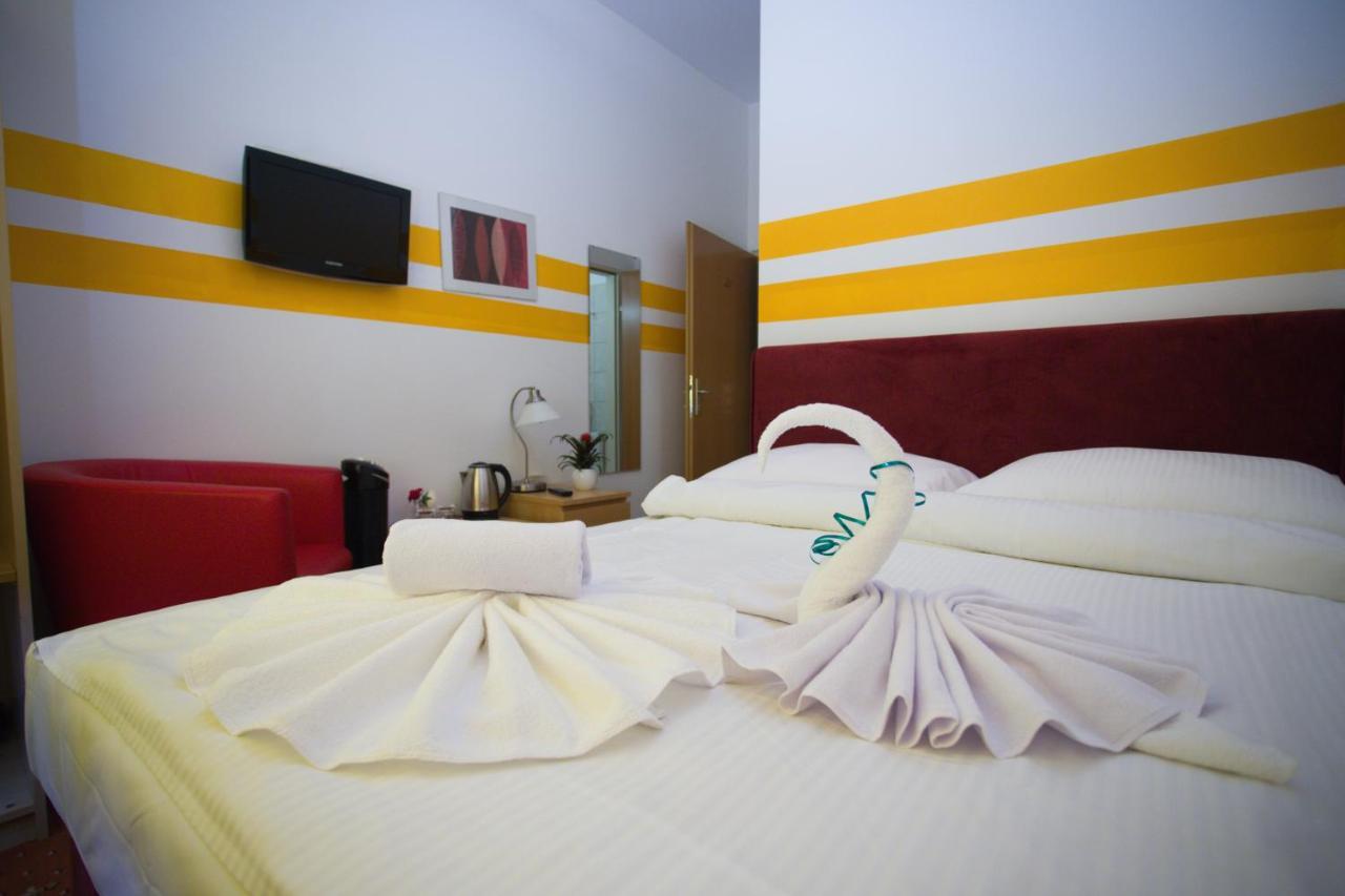 Hotel City Residence 3*