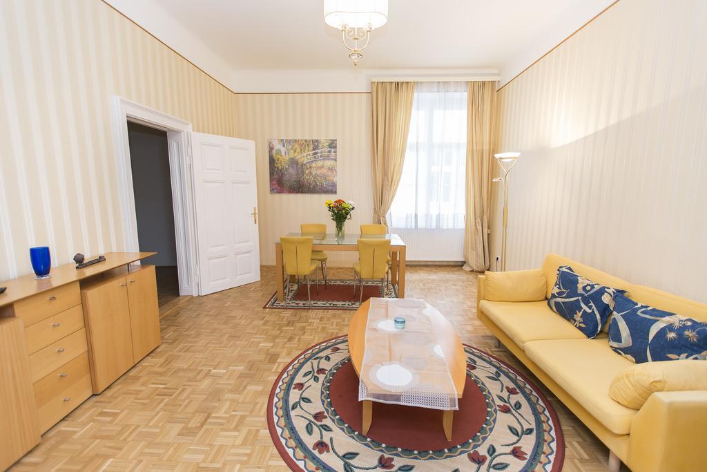 Carlton Apartamento Viena