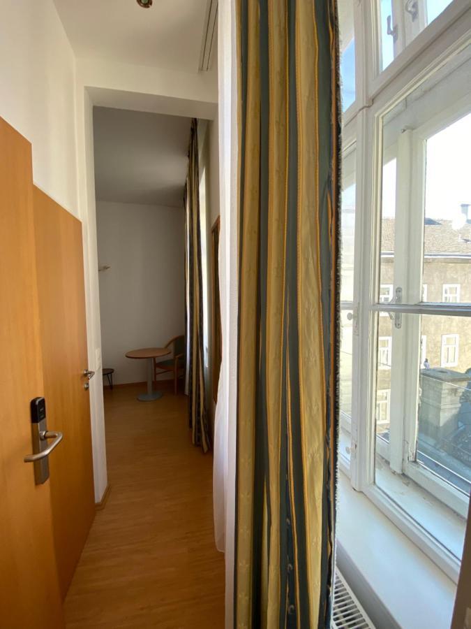 Kolbeck 2* Viena