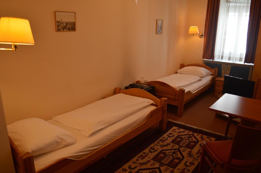 Walzerstadt Bed & Breakfast Vienna