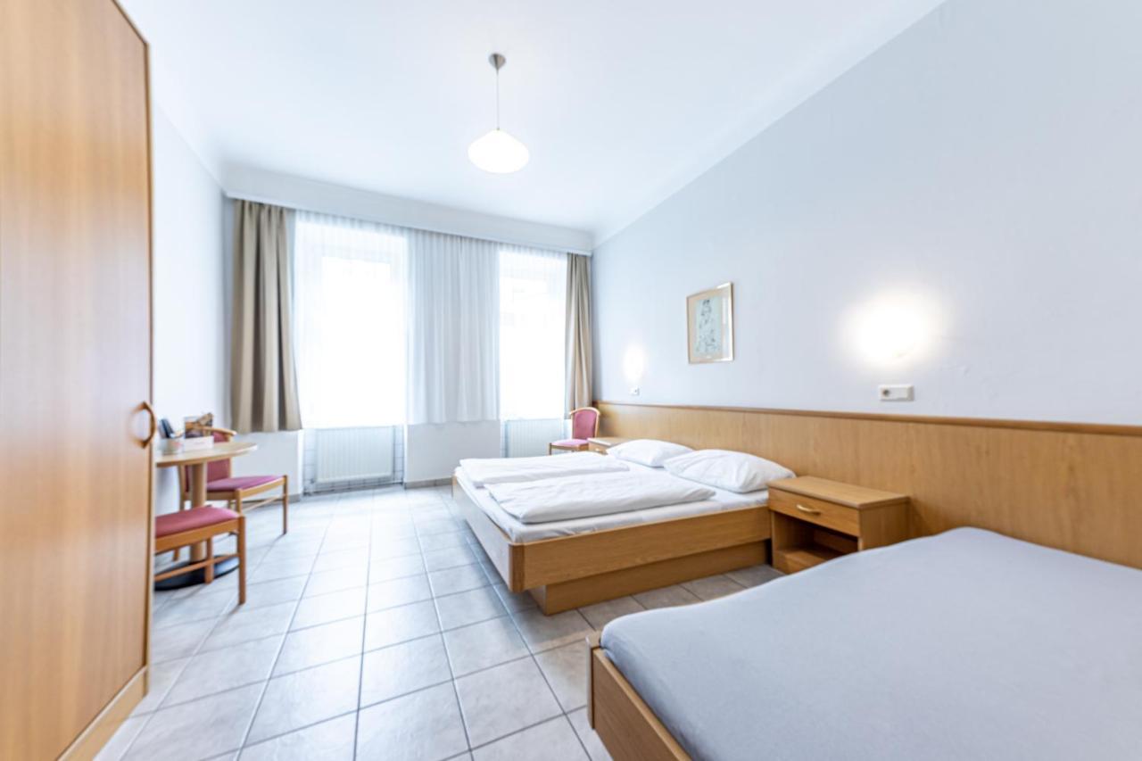 Hotel-pension Fuenfhaus 3* Vienna