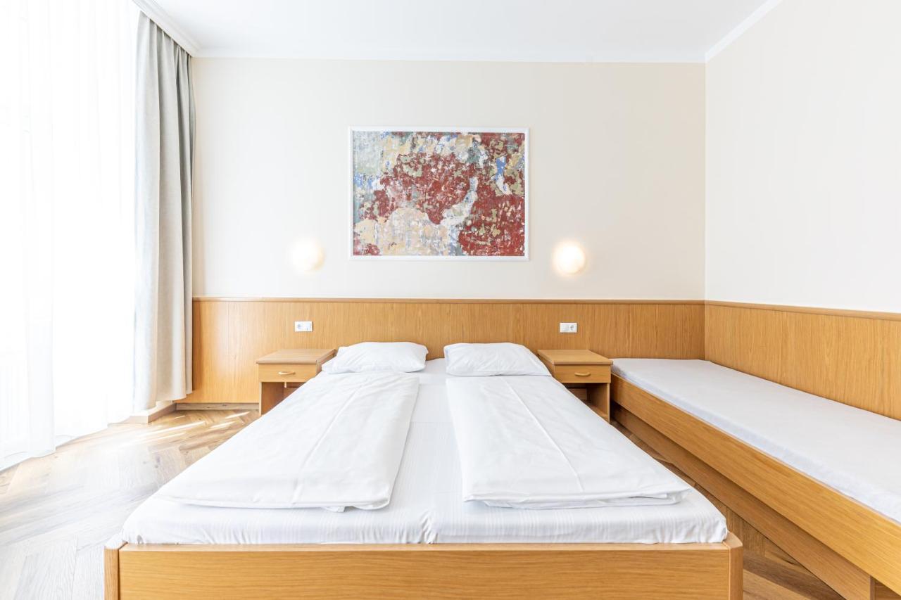 Hotel-pension Fuenfhaus 3* Vienna