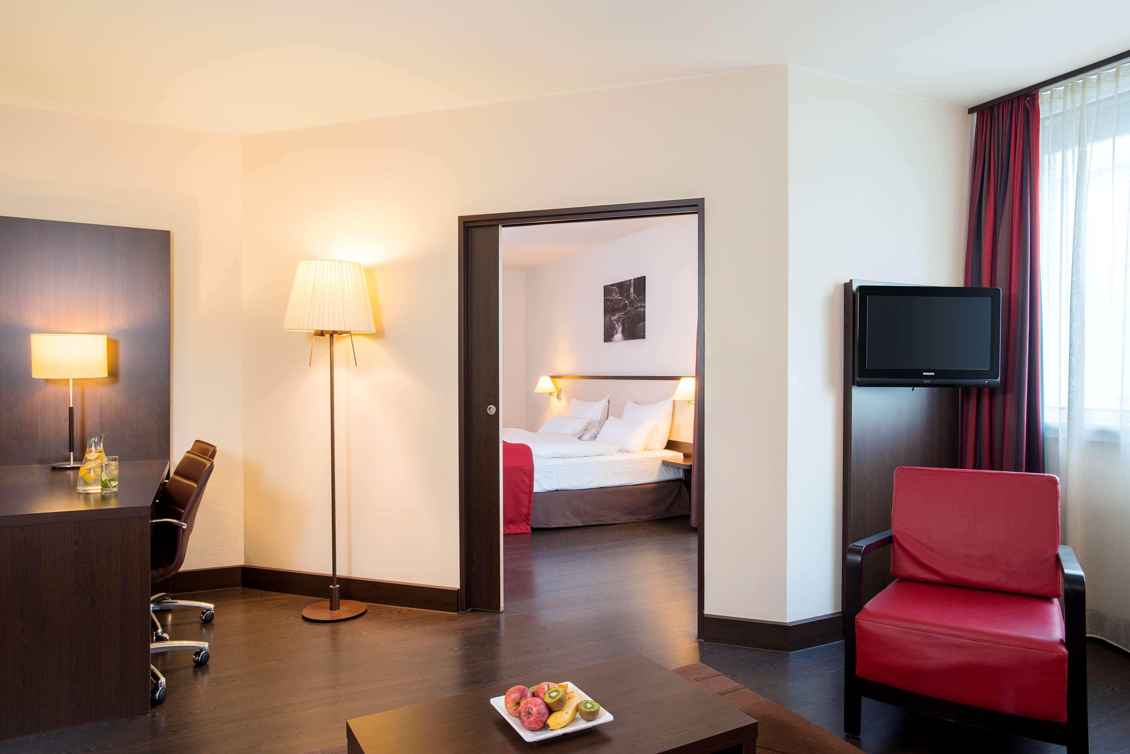 Nh Hotel 4*