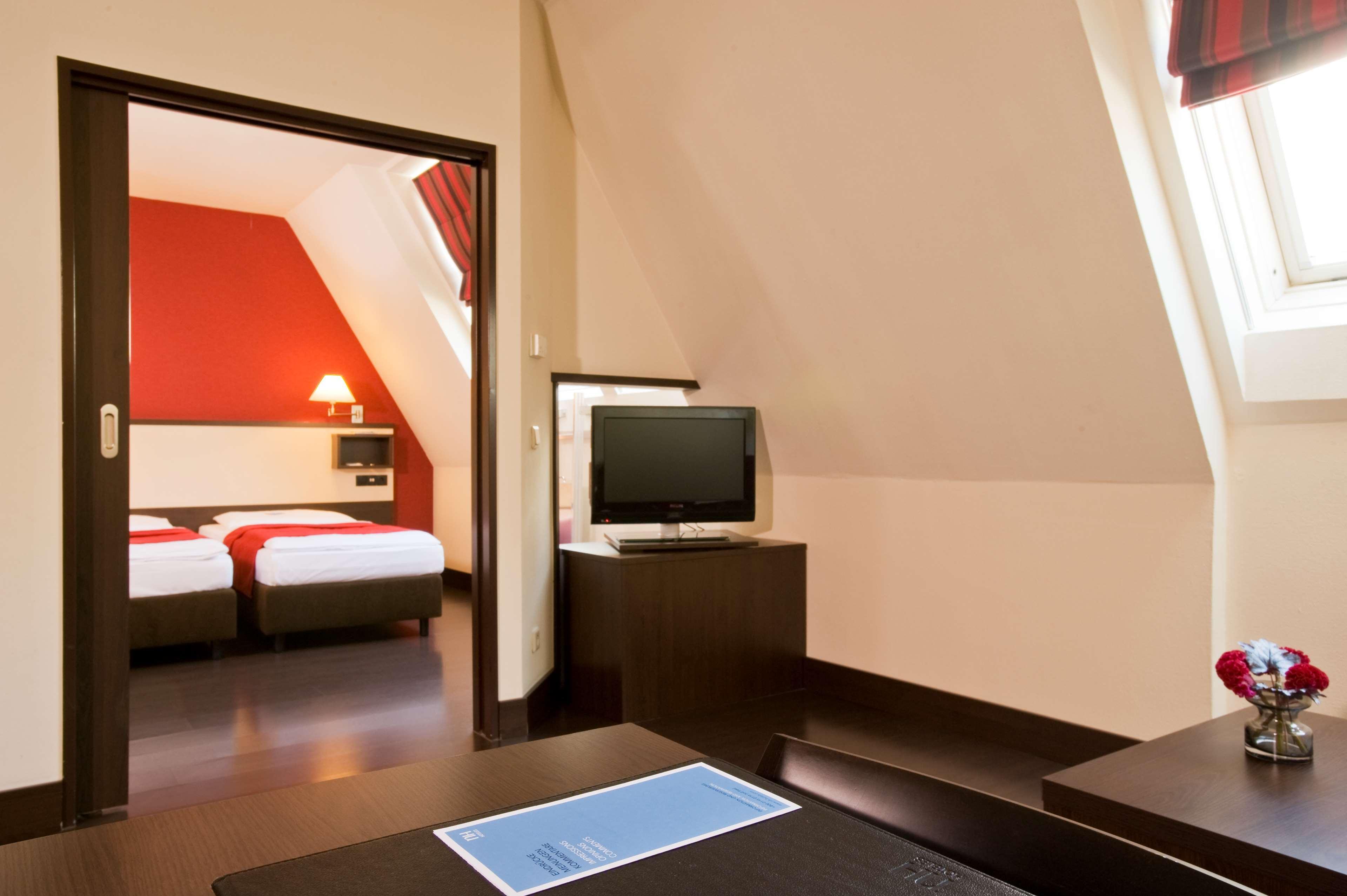 Hotel Nh 4*