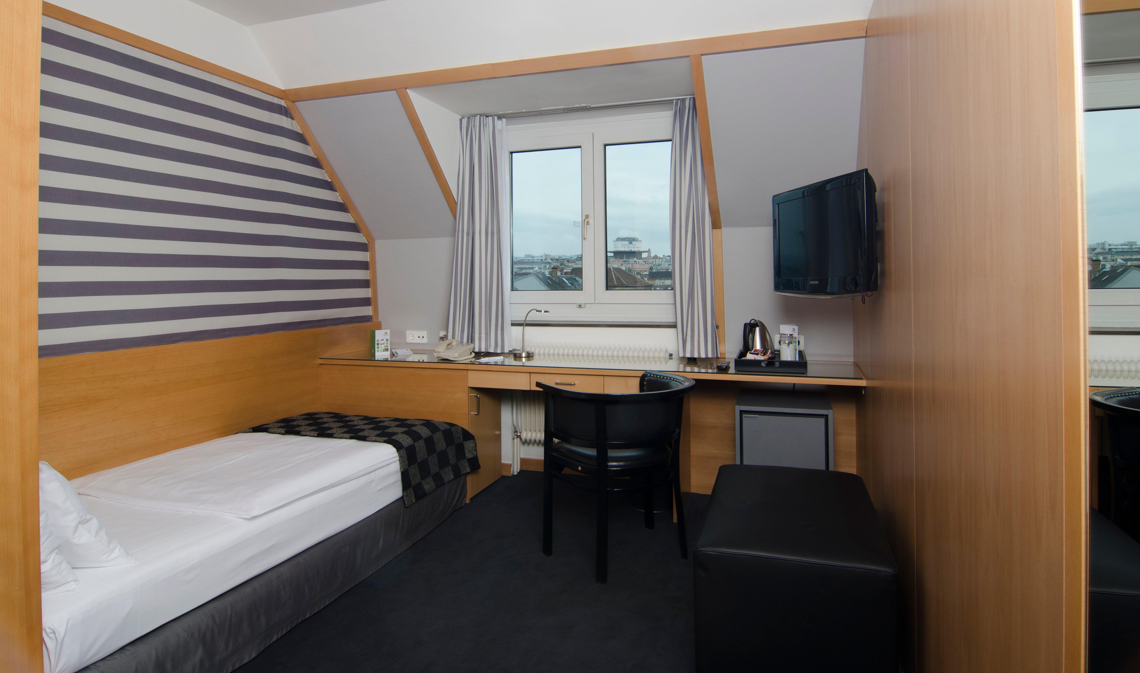 By Ihg 4* Viena