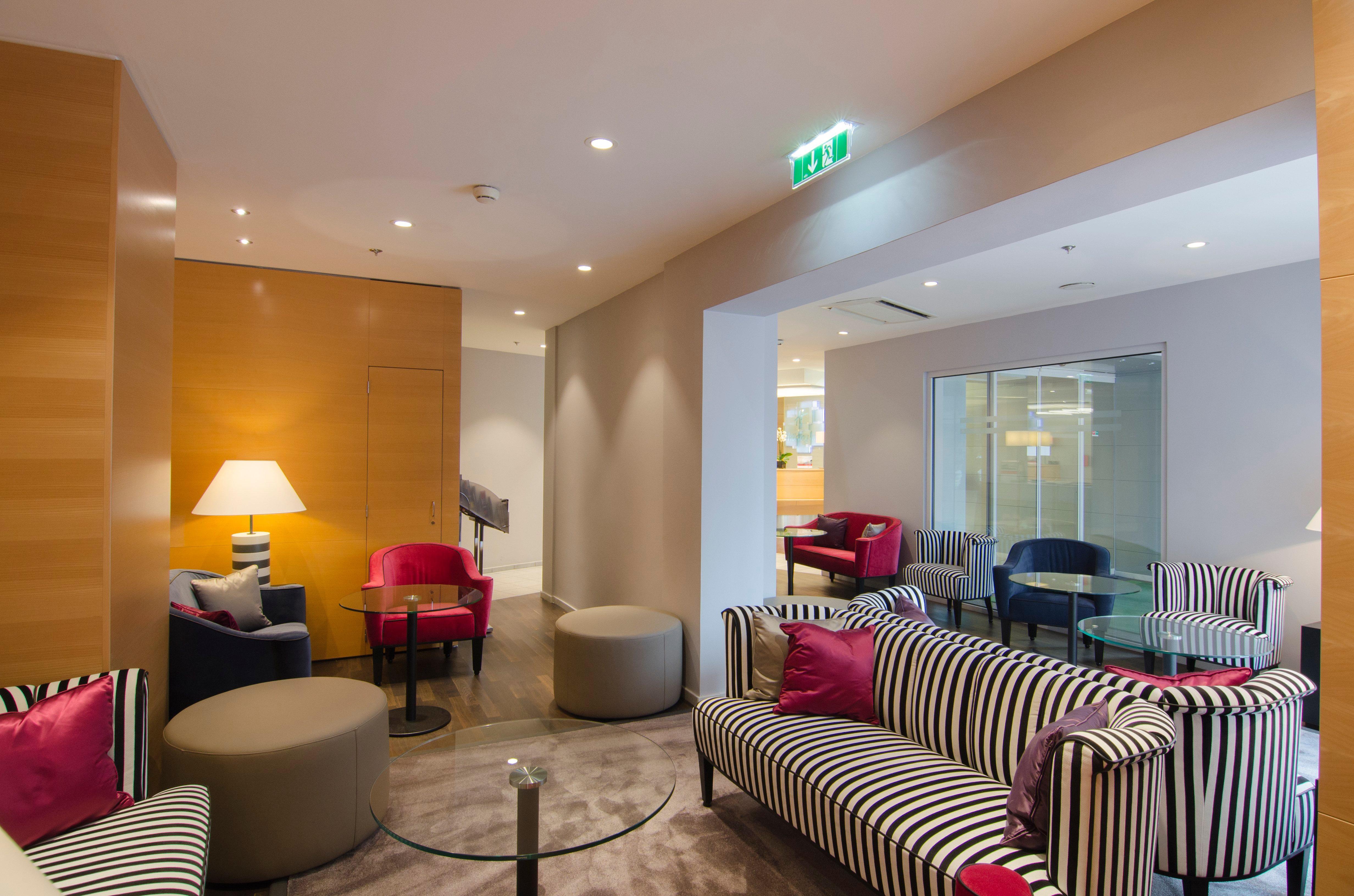 Hotel By Ihg 4*