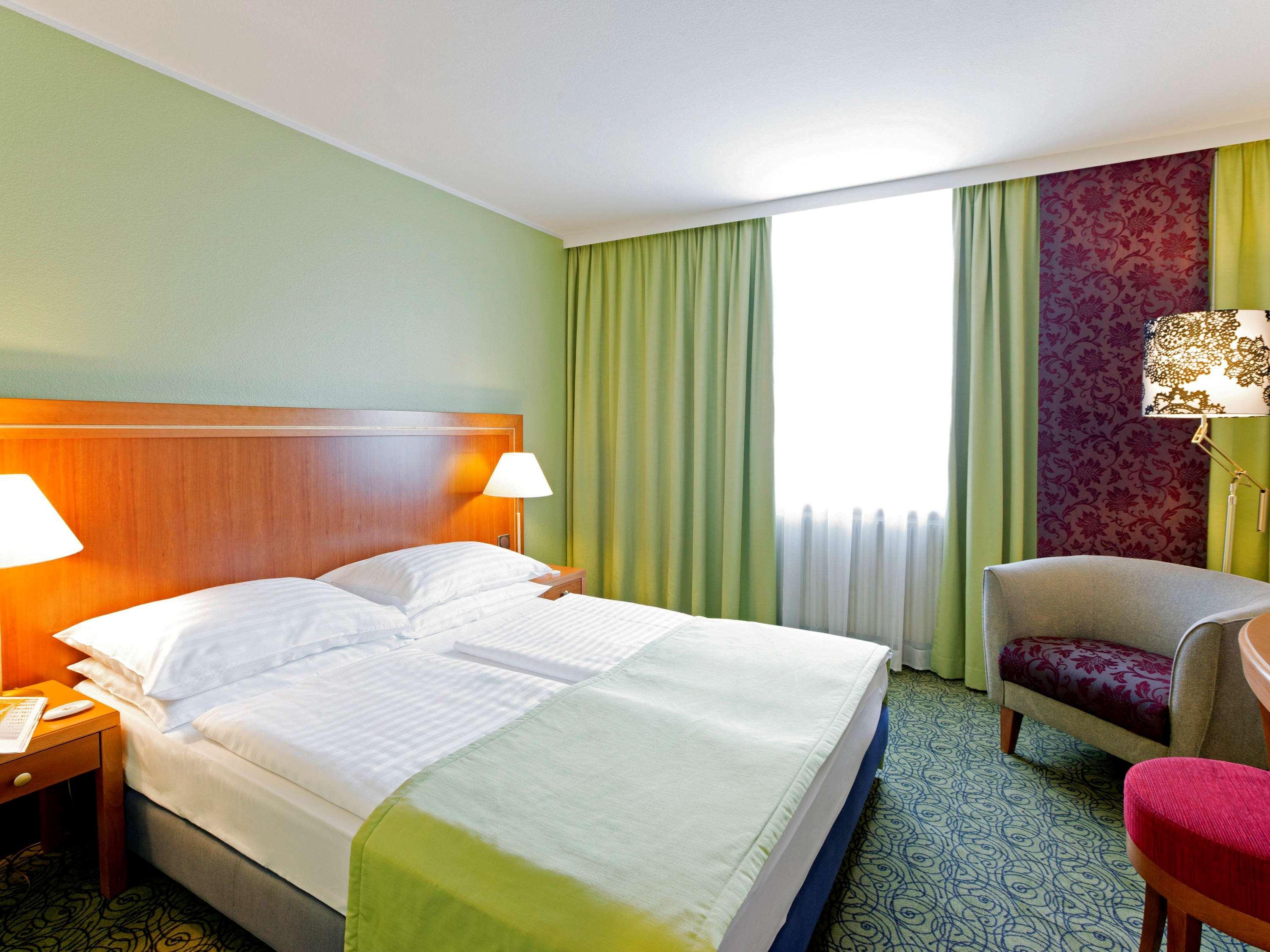 Mercure Westbahnhof 4* Vienna