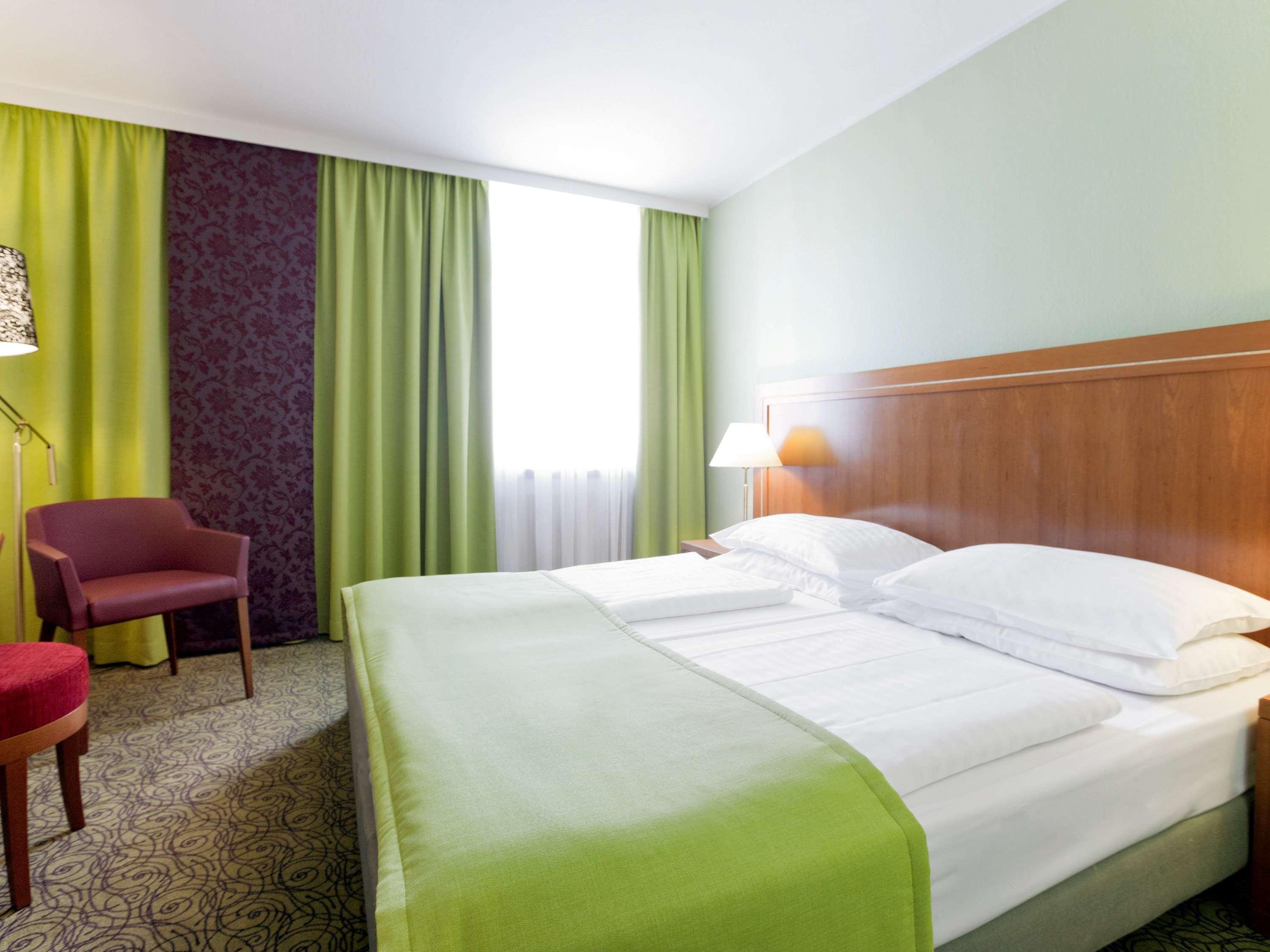 Mercure Westbahnhof 4*