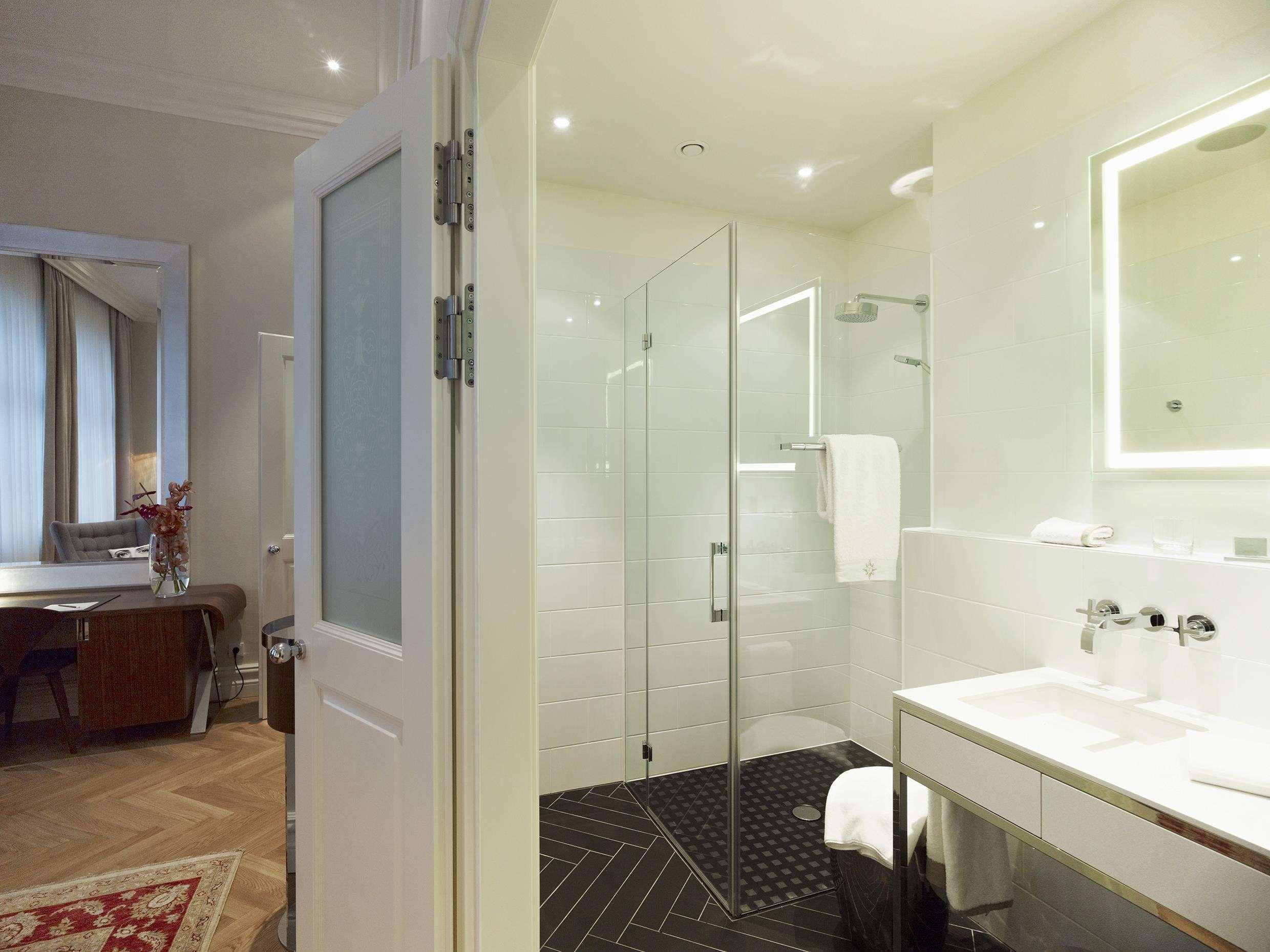 Sans Souci Hotel 5*