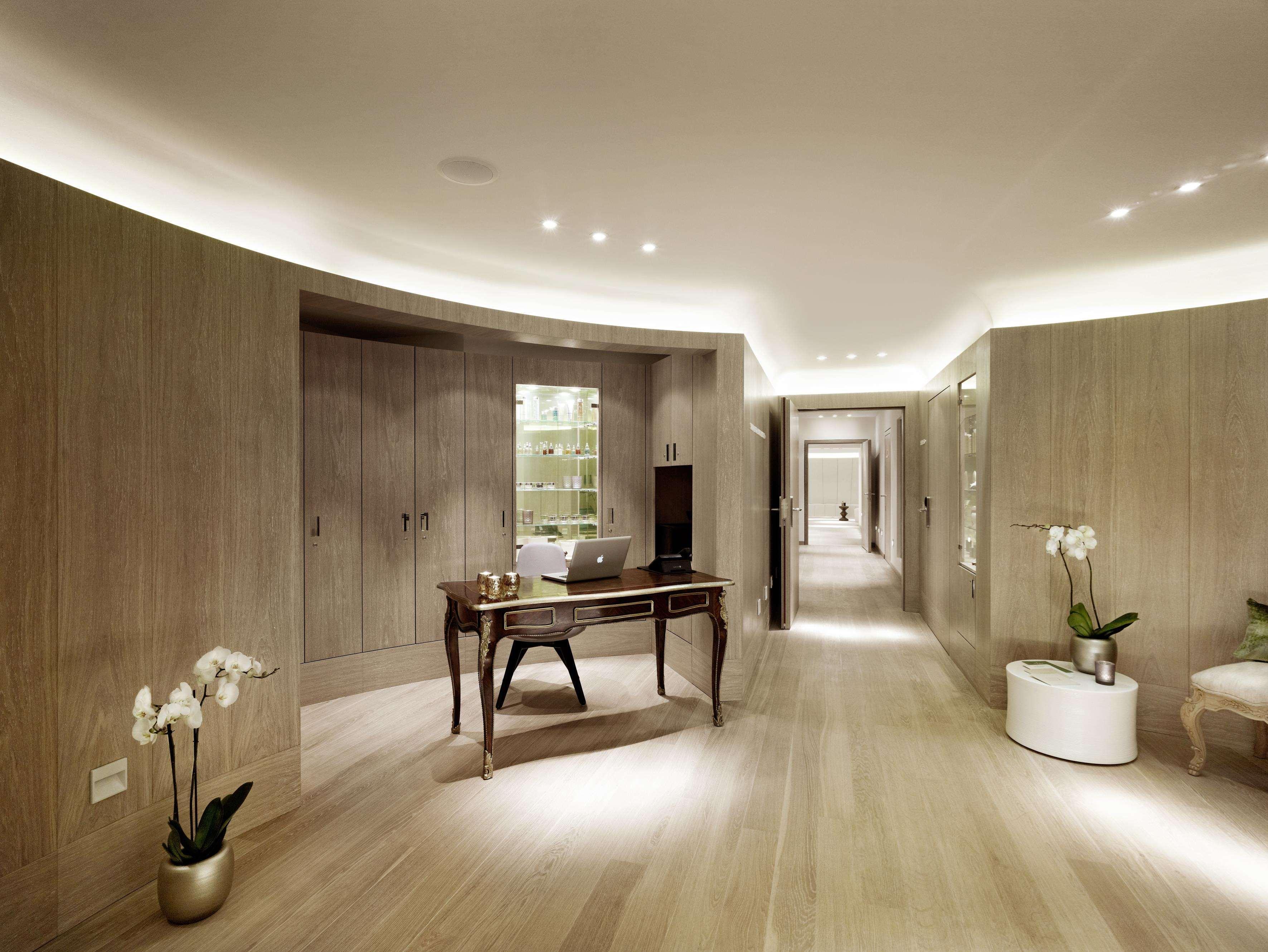 Sans Souci Hotel 5*