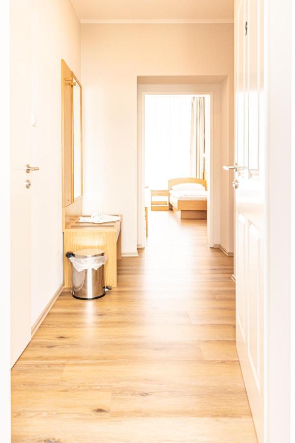 Affittacamere Hotel-pension Fuenfhaus 3*