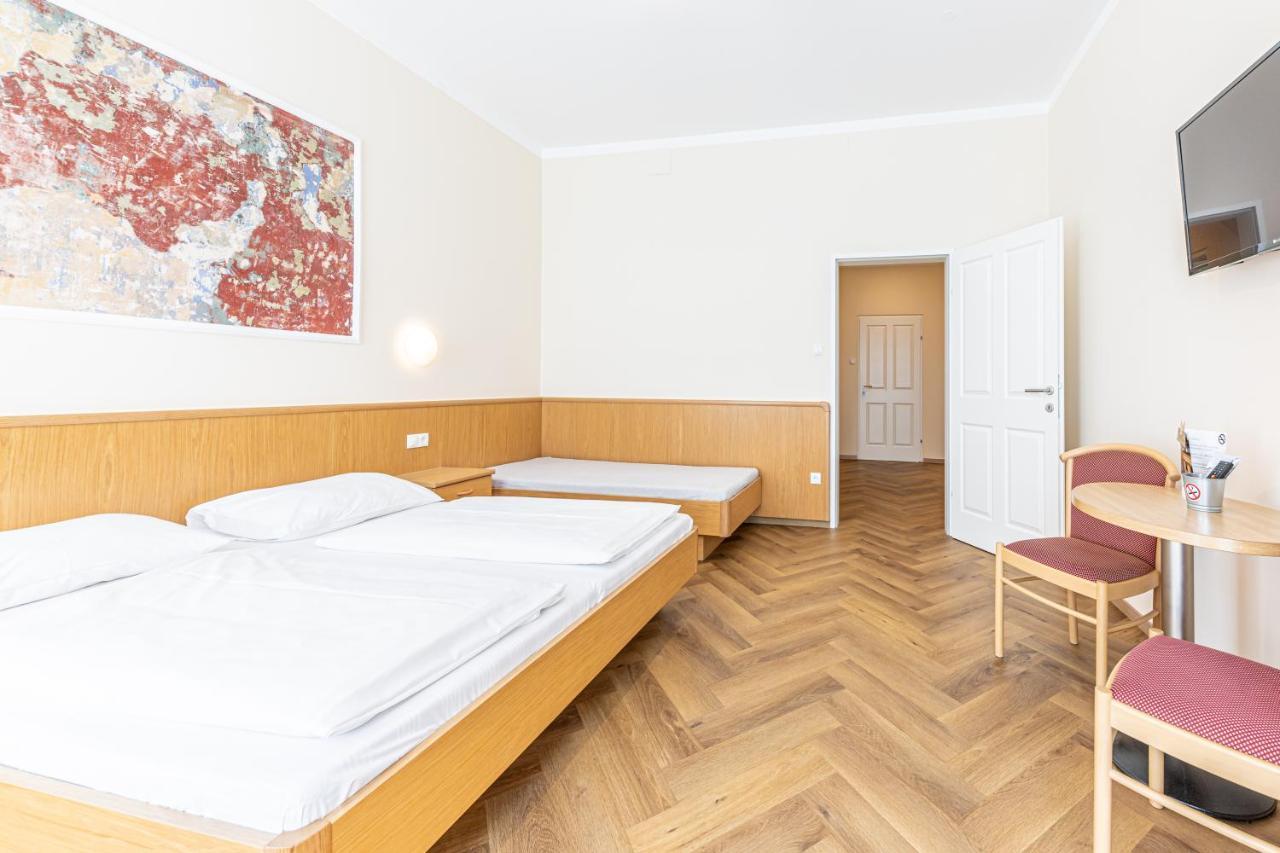 Hotel-pension Fuenfhaus Affittacamere