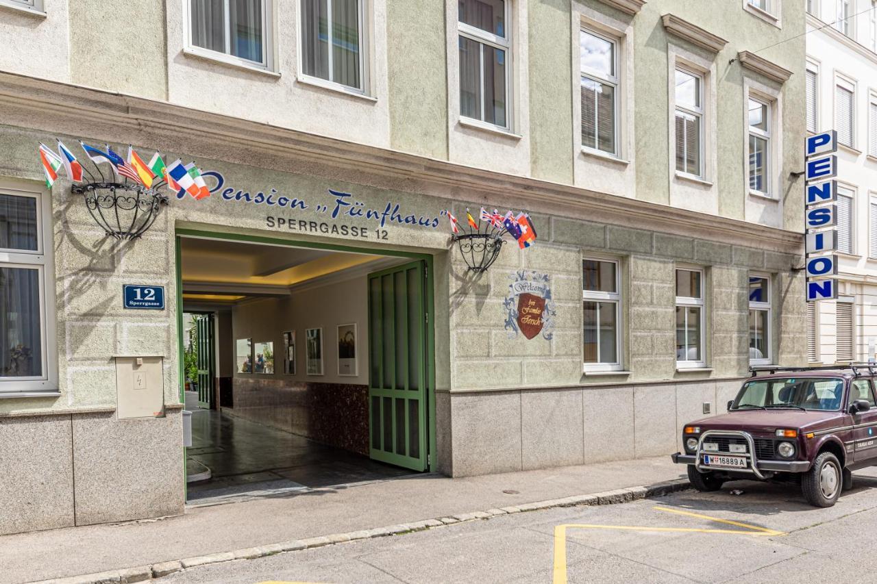 Affittacamere Hotel-pension Fuenfhaus 3*