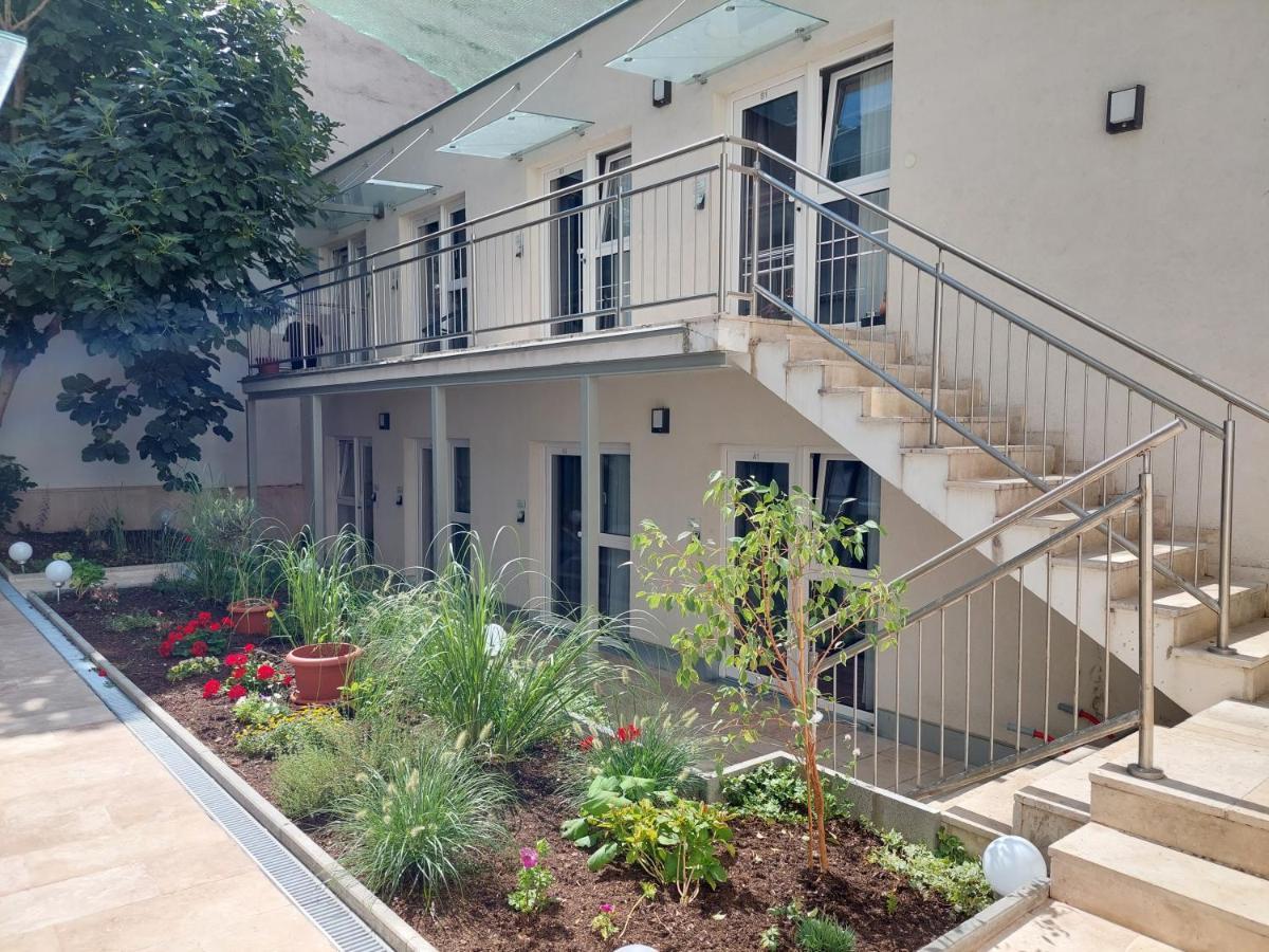 Apartment Dowa