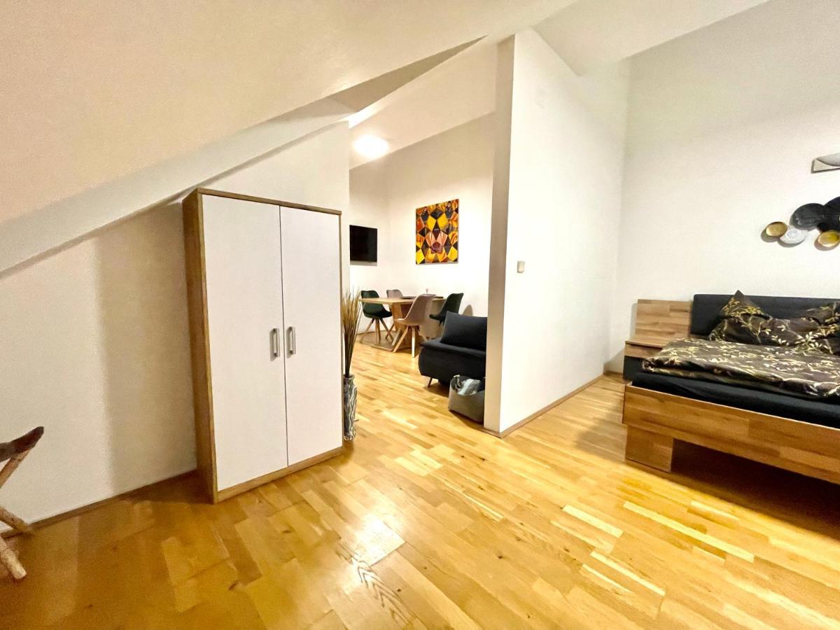 Apartment Ruhiges Dachgeschoß Cityapartment Im Zentrum Wiens