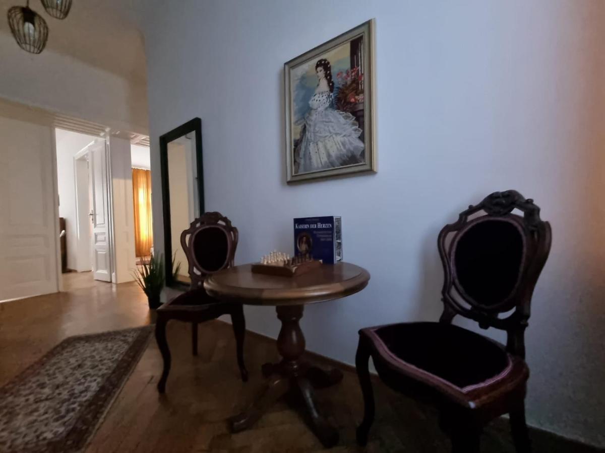 Apartment Art Nouveau Vienna