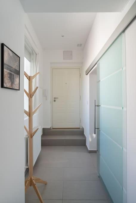 Apartamento Grosse Terrasse, Klimaanlage Und U-bahn Naehe Viena