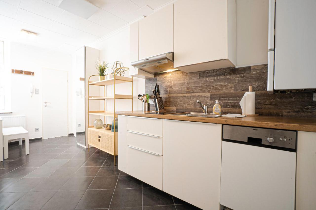 Schloss View Apartment: Designer First-floor Retreat Apartment