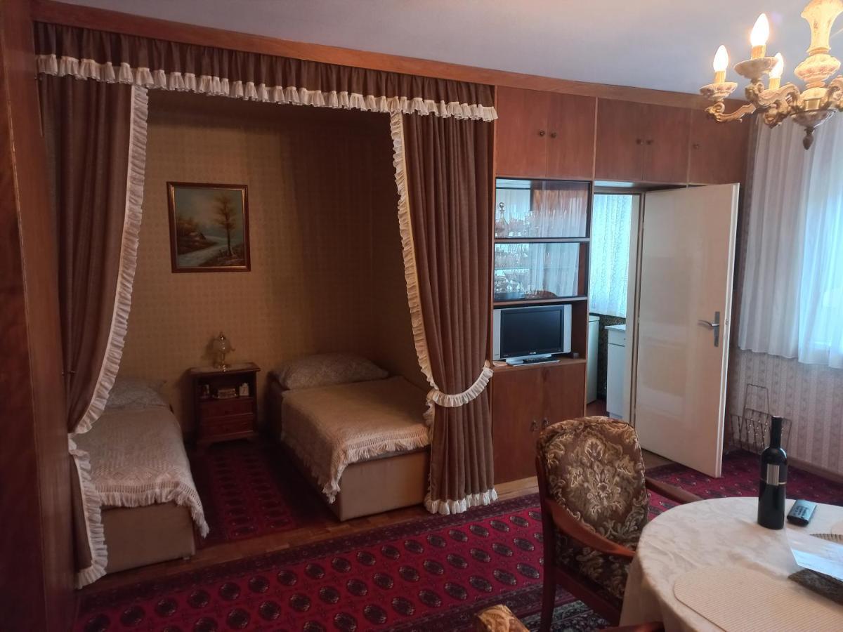 Appartamento Ferienwohnung ,,wohnen Zu Grossmutter's Zeiten'' Vienna