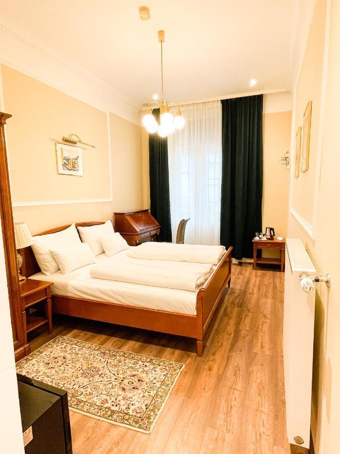 Hotel Arenberg Boutique Zentrum 4*