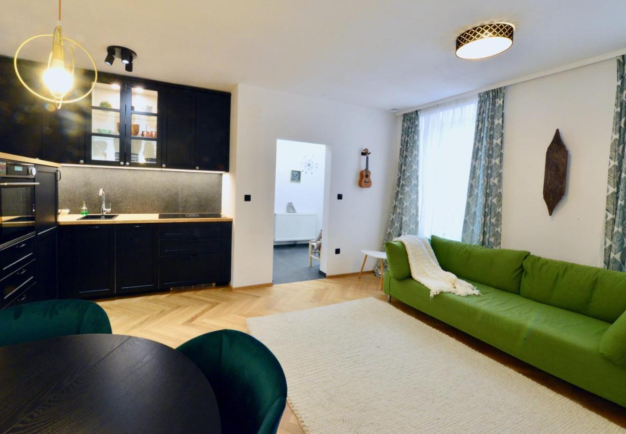 Modern Flat With Parking Space Apartment *
