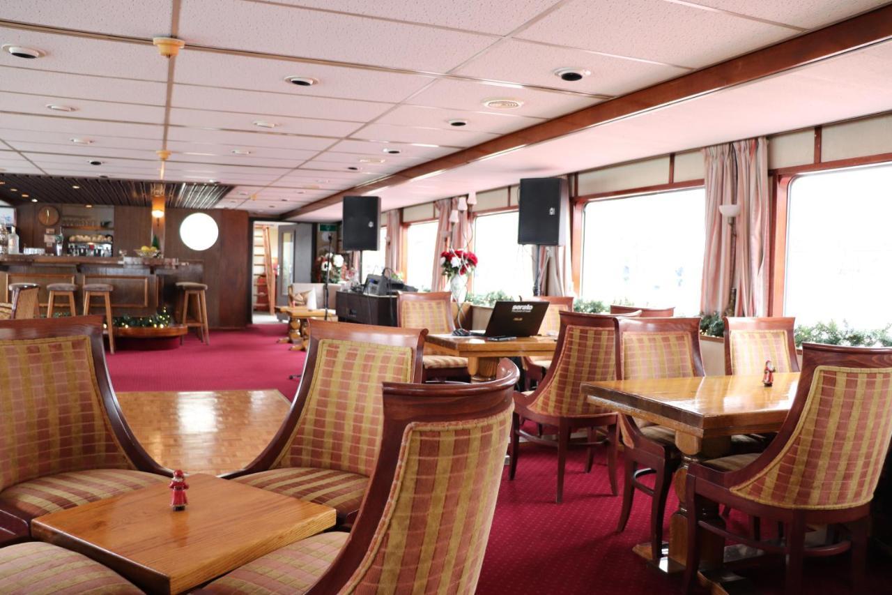 Ms Diana - Cruises Botel *