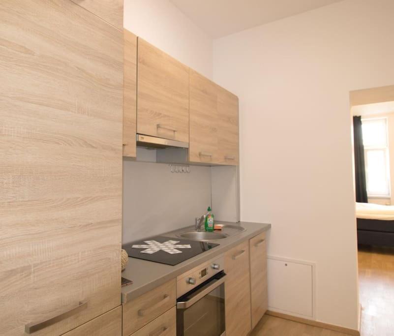 Stilvolle Urbane Auszeit L Lf19 *