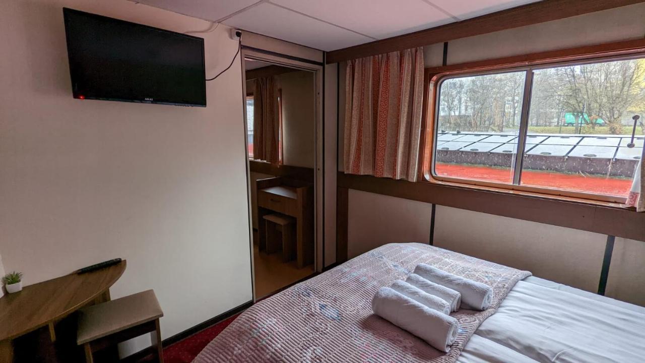 Ms Diana - Cruises Botel