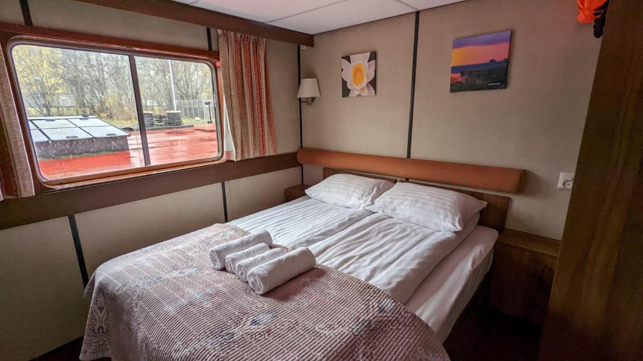 Ms Diana - Cruises Botel