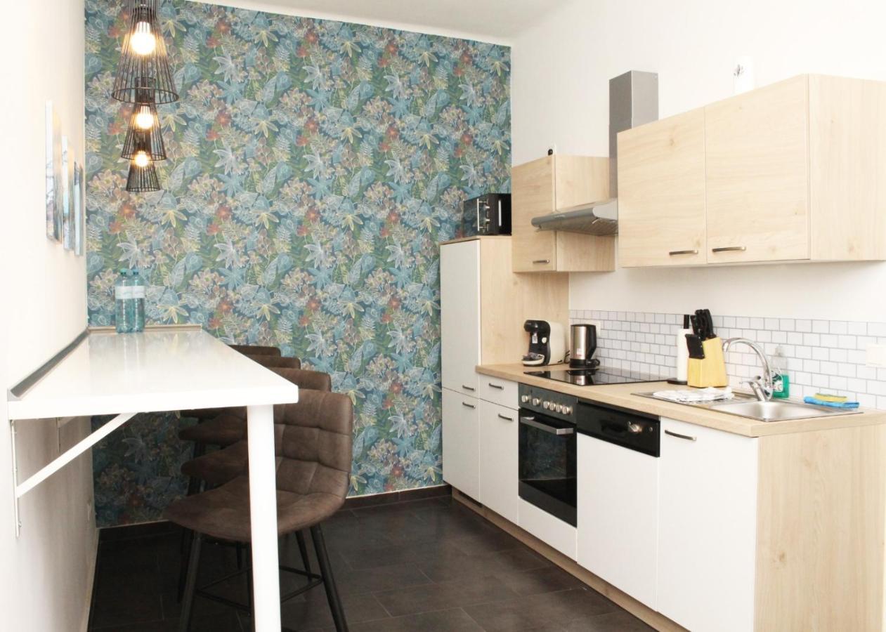 Apartment Orestaliving - On The Danube Canal Friedensbruecke Vienna