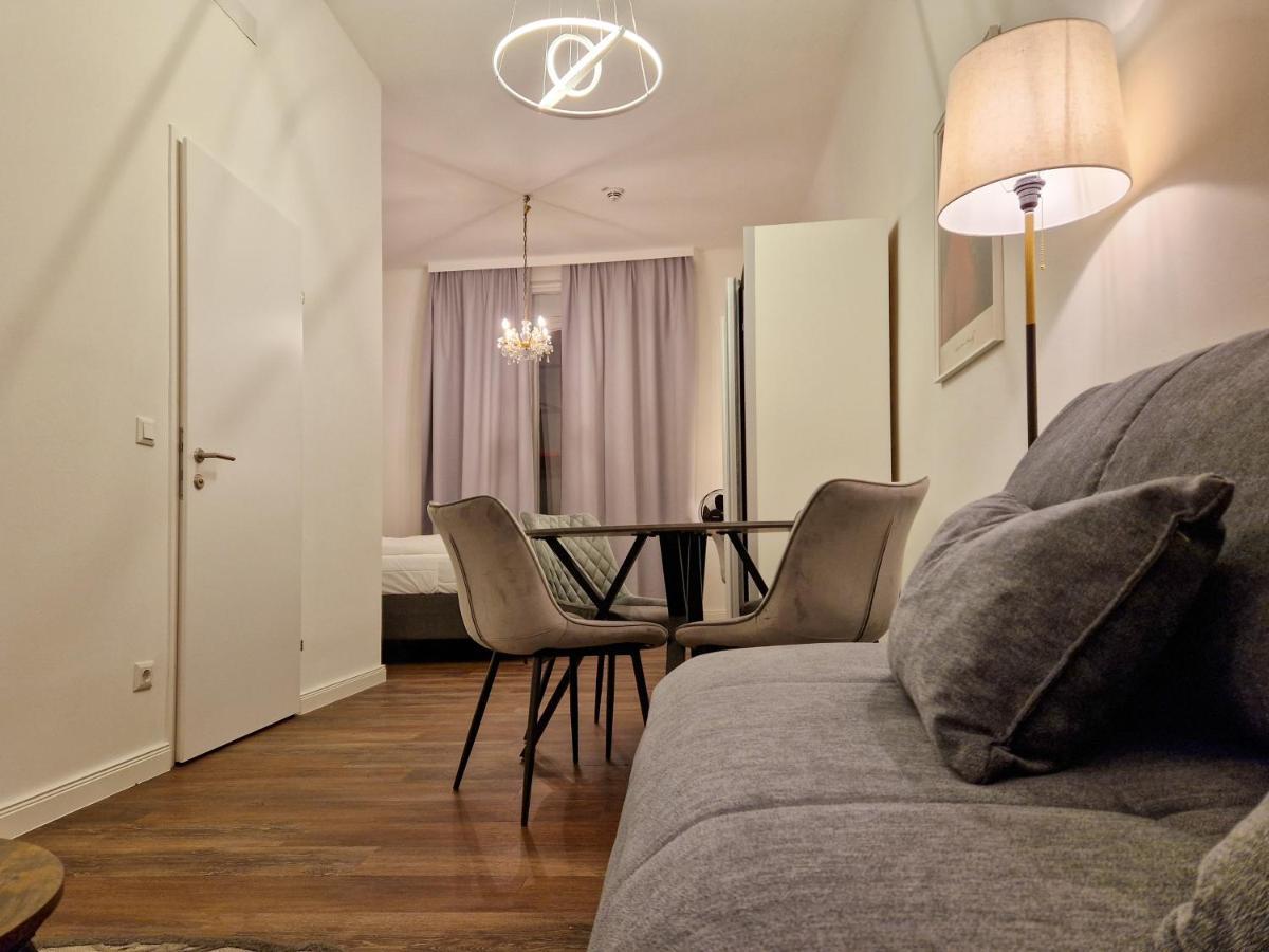 Mozart - Newly Renovated *