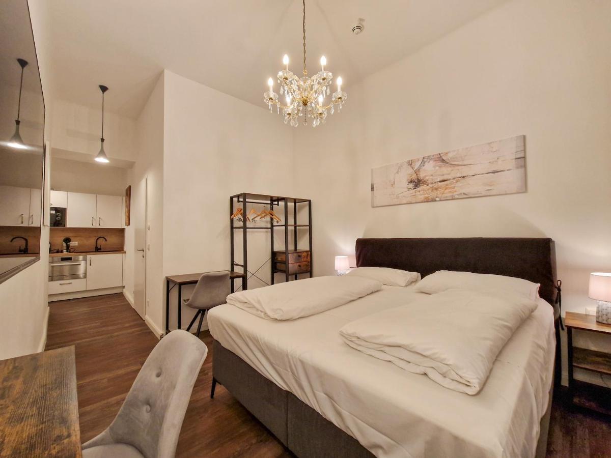 Mozart - Newly Renovated