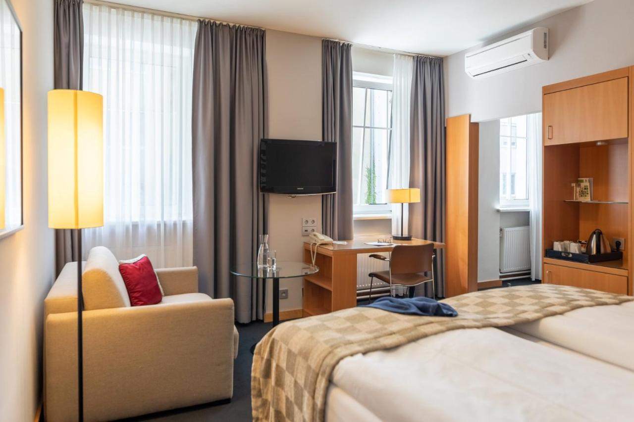 Hotel By Ihg 4*