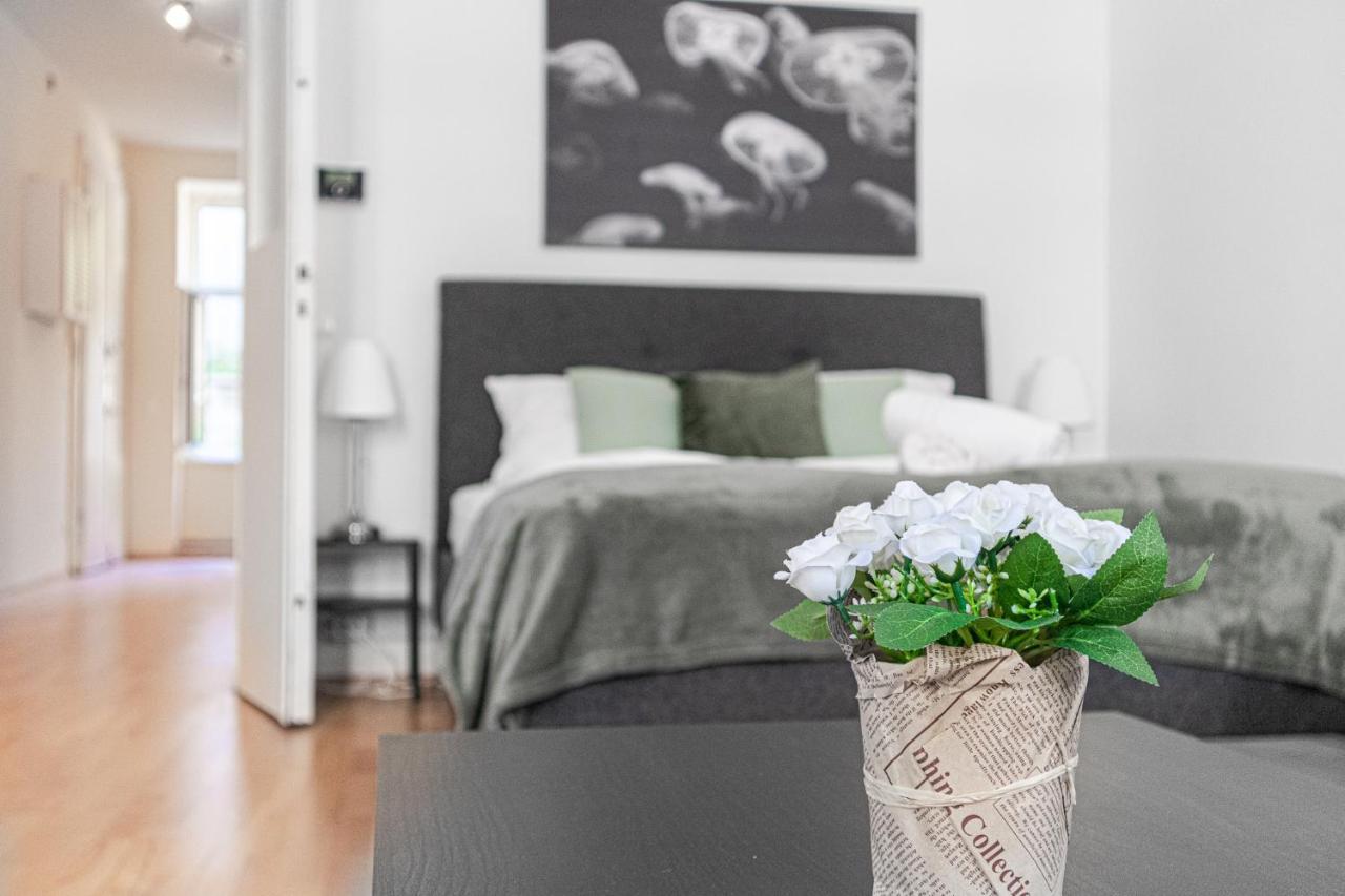 Apartment Modern 2br Apt. Perfect For Long And Short *